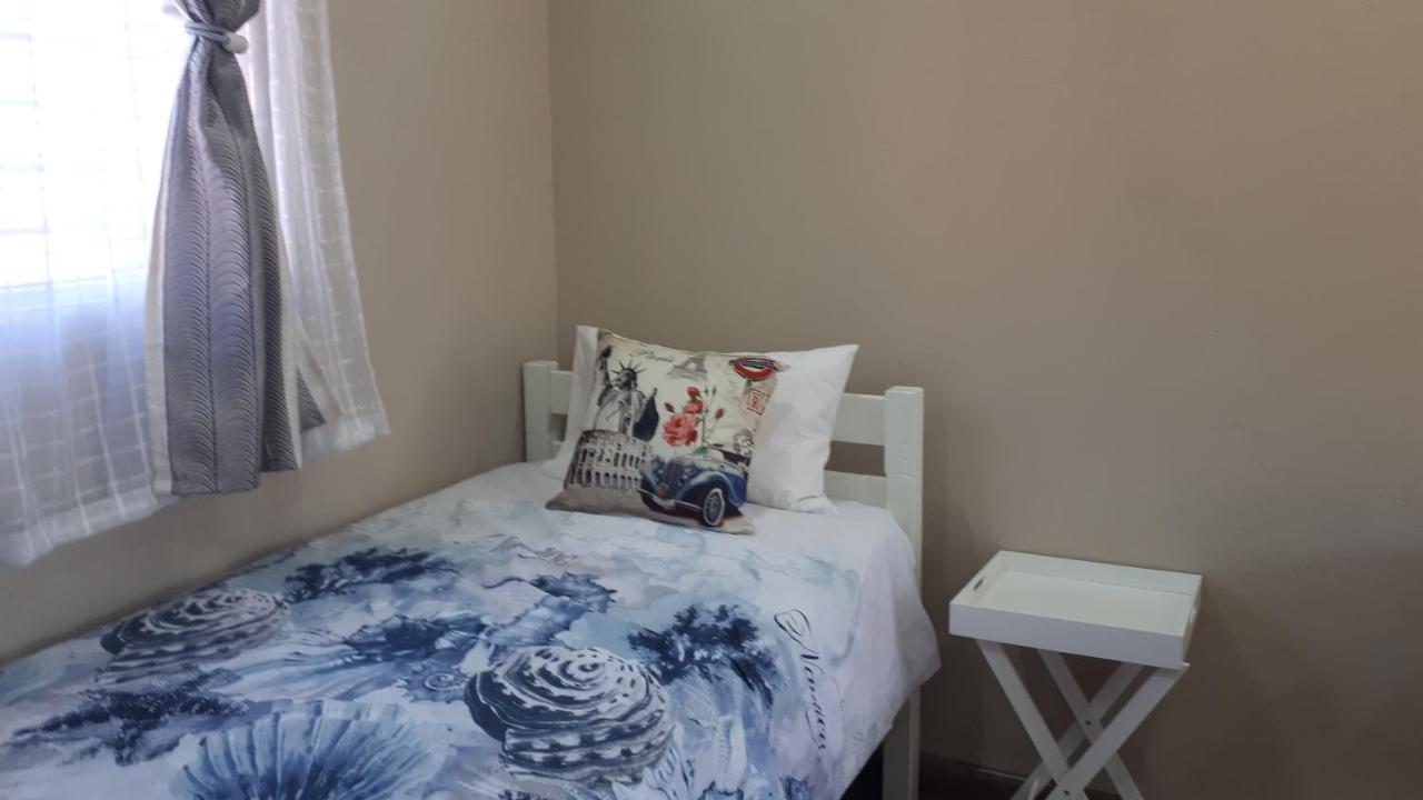 Relax In Aberdeen โจฮันเนสเบิร์ก ภายนอก รูปภาพ