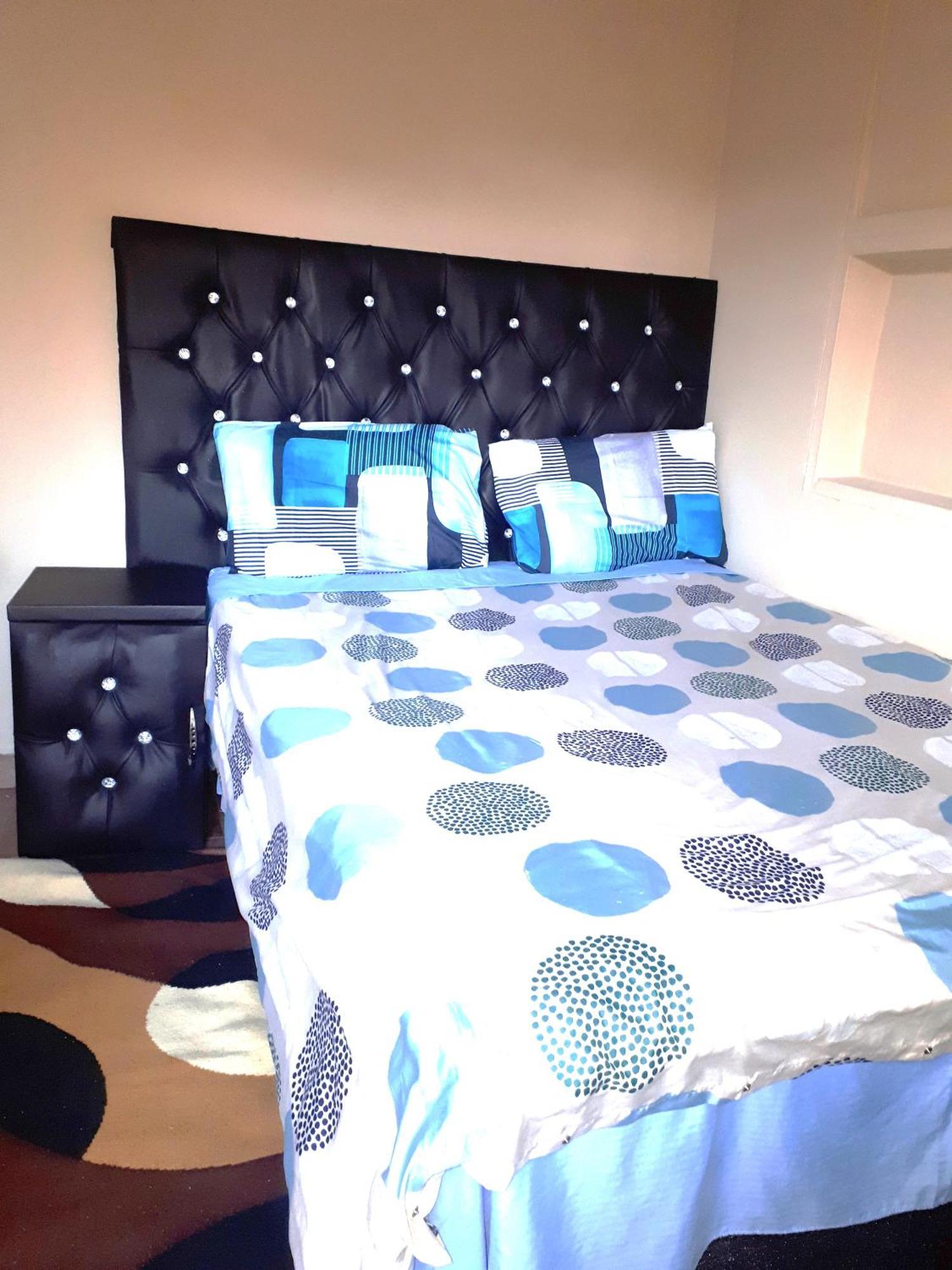 Relax In Aberdeen โจฮันเนสเบิร์ก ภายนอก รูปภาพ